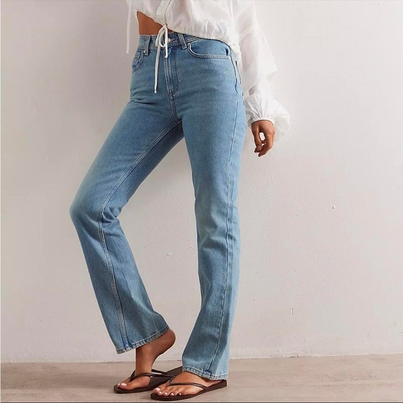 🆕 We The Free Light Denim Jeans Xena High Rise Size 27 - Picture 1 of 15
